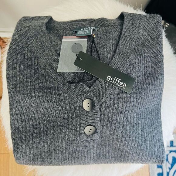 GRIFFEN Cashmere Ribbed Knit Cashmere Raglan Henley Sweater Top, Gray, Large NWT - Picture 9 of 10